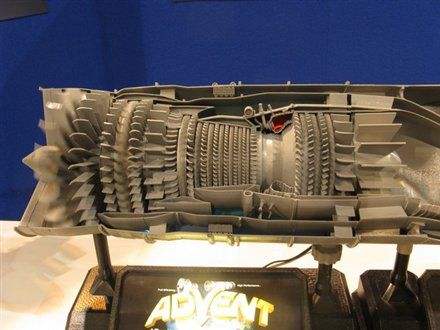 大连发动机模型